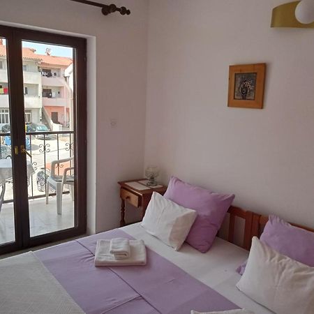 "Sunny" - Studio Apartment Pula Eksteriør bilde
